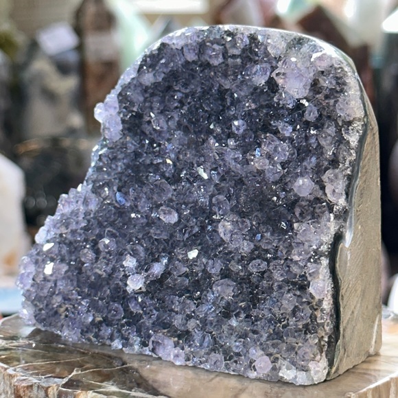 🔥SALE🔥 Amethyst Crystal Cluster! Watch The Video! - Picture 1 of 3